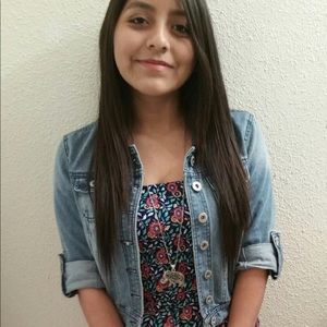 Meet your Posher, Monica